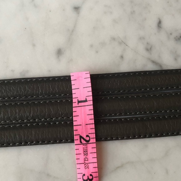 Kenneth Cole Triple Panel Leather Belt - Picture 8 of 11